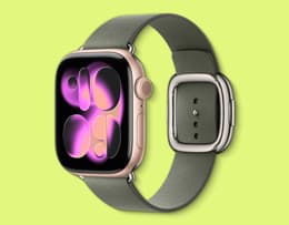 An image of the Apple Watch 11 in Rose Gold.
